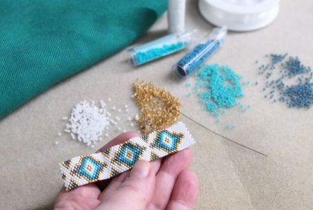 Náramky na přání